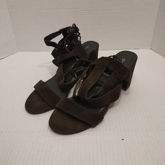 Shoe dazzle women's size US 8.5 BROWN Gladiator sandals with lace up str… - Picture 4 of 10